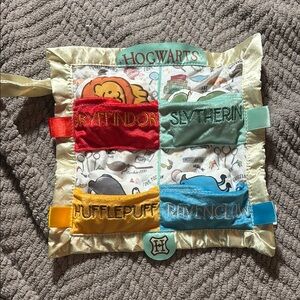 Harry Potter™ Hogwarts™ House On the Go Blanket
